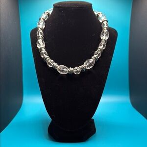 Radiant Gold and Pearl Pendant Necklace